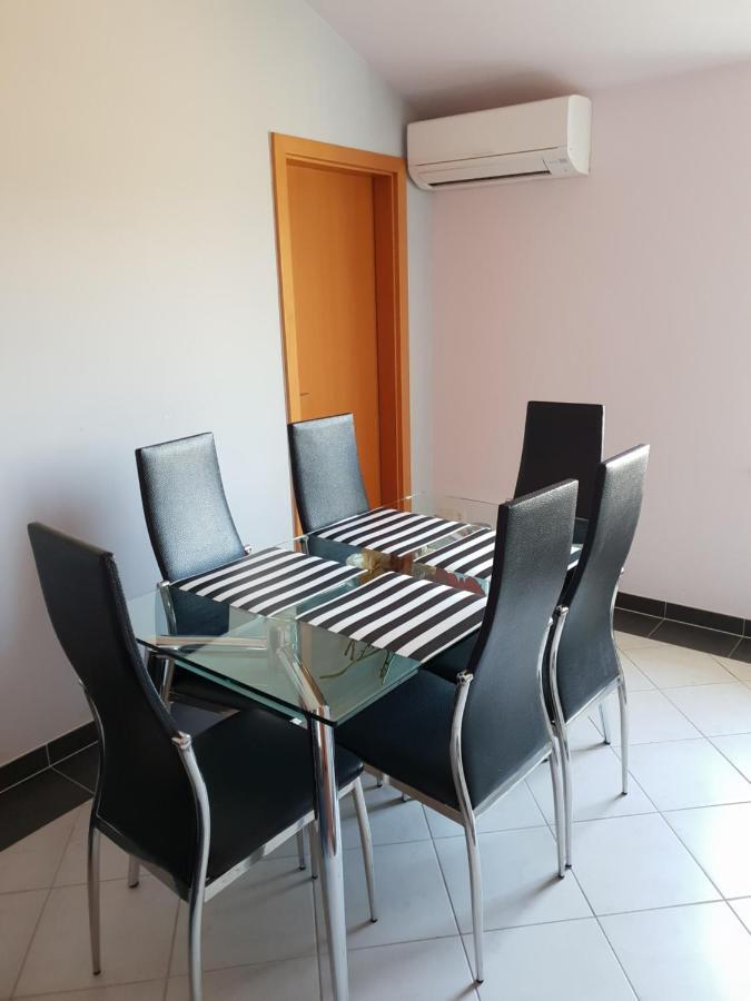 Apartments Natasa Murage 외부 사진