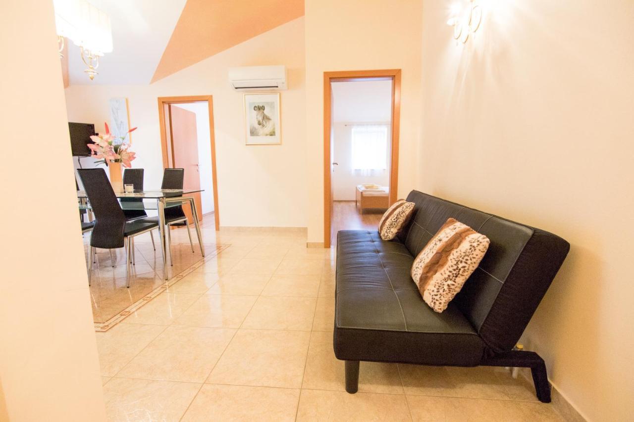Apartments Natasa Murage 외부 사진